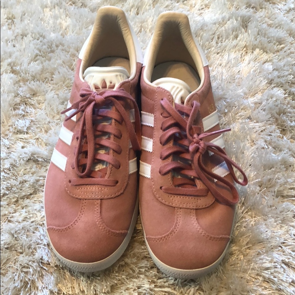 ADIDAS GAZELLE SNEAKERS